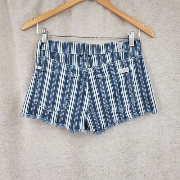 7FAM 7 For All Mankind Striped Blue Denim Jean Women's Shorts Frayed Cutoff - Picture 3 of 10